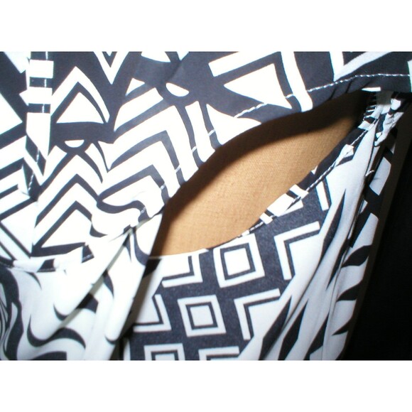 New Womens Small Minx USA made Blouse Top White Pink Sleeveless Open Back Slit S - Picture 9 of 10